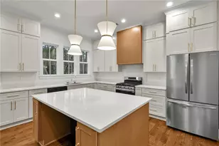 3367 Dodson Dr Connec, East Point, GA 30344 - Photo 10