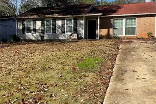 713 Martin Rd, Stone Mountain, GA 30088 - Photo 2