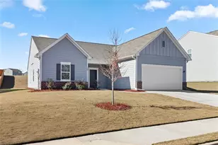 706 Bentwater Wy, Hoschton, GA 30548 - Photo 2