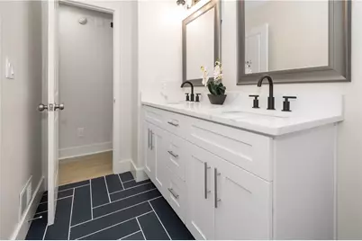 2432 Mistletoe Lane, Snellville, GA 30039 - Photo 20