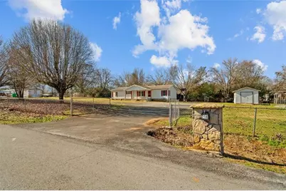 214 Nassau Circle, Chatsworth, GA 30705 - Photo 2