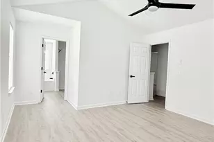 900 Melrose Park Pl, Lawrenceville, GA 30044 - Photo 14