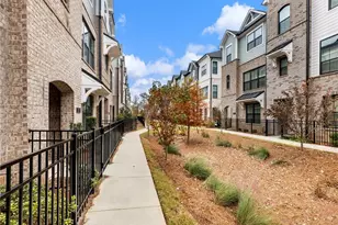 525 Ashbury Dr, Roswell, GA 30076 - Photo 44