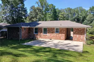 3175 Bellgreen Way, Decatur, GA 30032 - Photo 2