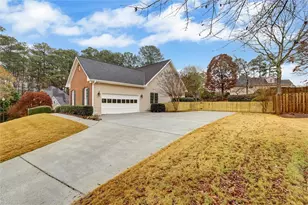 1580 Little Lisa Ln, Snellville, GA 30078 - Photo 2