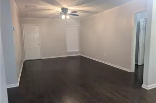 155 Chesapeake Dr, Ellenwood, GA 30294 - Photo 4