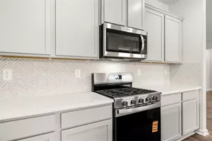 422 Abbott Rd, Statham, GA 30666 - Photo 12