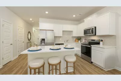 2066 Crossing Road, Stone Mountain, GA 30088 - Photo 8