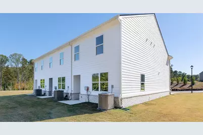 2066 Crossing Road, Stone Mountain, GA 30088 - Photo 32