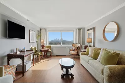 2479 Peachtree Road NE #1401, Atlanta, GA 30305 - Photo 2