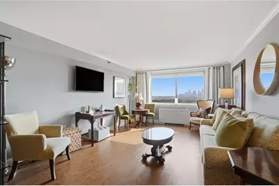 2479 Peachtree Road NE #1401, Atlanta, GA 30305 - Photo 1