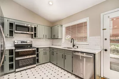 2208 Abby Lane NE, Atlanta, GA 30345 - Photo 4