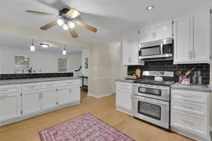 3703 Tulip Tree Rd, Marietta, GA 30066 - Photo 2