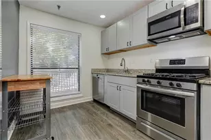 308 Wynnes Ridge Cir SE, Marietta, GA 30067 - Photo 2