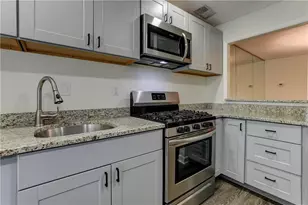 308 Wynnes Ridge Cir SE, Marietta, GA 30067 - Photo 4