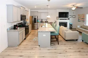 7488 Knoll Hollow Rd, Lithonia, GA 30058 - Photo 6