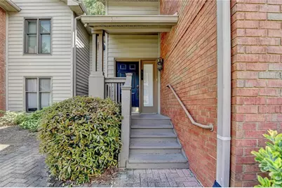 510 Garden Court, Atlanta, GA 30328 - Photo 2