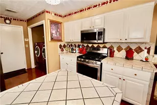 9502 Whaleys Lake Trce, Jonesboro, GA 30238 - Photo 8