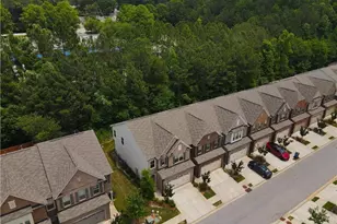 209 Braemore Mill Dr, Lawrenceville, GA 30044 - Photo 2