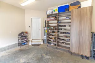 209 Braemore Mill Dr, Lawrenceville, GA 30044 - Photo 14