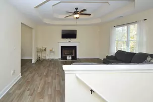 5614 Hawthorn Dr, Gillsville, GA 30543 - Photo 8