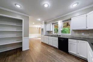 10565 Shallowford Rd, Roswell, GA 30075 - Photo 8