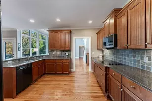 300 Tupelo Tr, Canton, GA 30114 - Photo 14