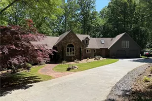 336 Tanglewood Dr, Canton, GA 30115 - Photo 2