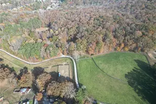 336 Tanglewood Dr, Canton, GA 30115 - Photo 2