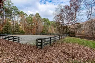 336 Tanglewood Dr, Canton, GA 30115 - Photo 8