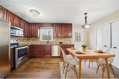 1883 Guardian Way, Lawrenceville, GA 30043 - Photo 4