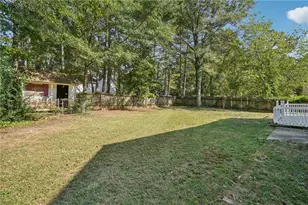8882 Habersham Dr, Jonesboro, GA 30238 - Photo 18