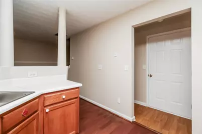 2014 Manhattan Parkway, Decatur, GA 30035 - Photo 10