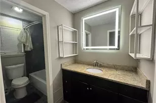 1101 Old Saybrook Ct, Stone Mountain, GA 30083 - Photo 14