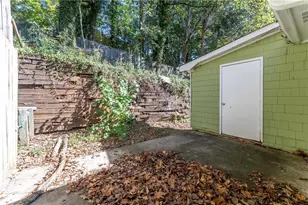 1101 Old Saybrook Ct, Stone Mountain, GA 30083 - Photo 22