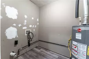 1101 Old Saybrook Ct, Stone Mountain, GA 30083 - Photo 12