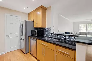 2714 Vinings Central Dr SE, Atlanta, GA 30339 - Photo 8