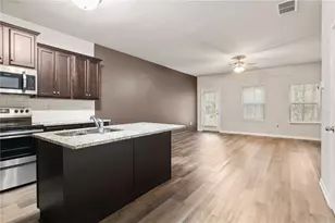 4497 Ravenwood Dr, Union City, GA 30291 - Photo 6