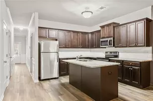 4497 Ravenwood Dr, Union City, GA 30291 - Photo 4