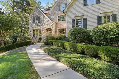 5178 S Trimble Road, Atlanta, GA 30342 - Photo 2