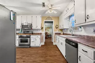 320 McKenzie Dr, Stockbridge, GA 30281 - Photo 10