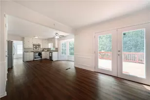 2835 Shurburne Dr, Alpharetta, GA 30022 - Photo 18