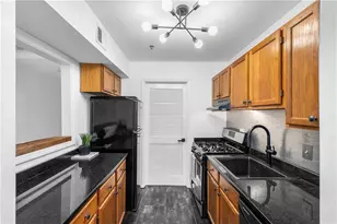 4624 Vinings Central Run SE, Atlanta, GA 30339 - Photo 10