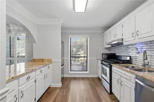 101 Woodcliff Dr, Sandy Springs, GA 30350 - Photo 8