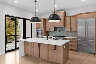 1386 Wayne Ave NE, Atlanta, GA 30306 - Photo 10