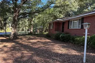 436 Baggett Cir, Lawrenceville, GA 30044 - Photo 2