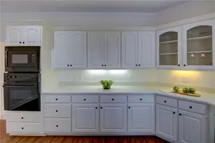 5305 Linnadine Way, Peachtree Corners, GA 30092 - Photo 14