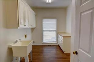 5305 Linnadine Way, Peachtree Corners, GA 30092 - Photo 18