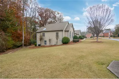 5305 Linnadine Way, Peachtree Corners, GA 30092 - Photo 52