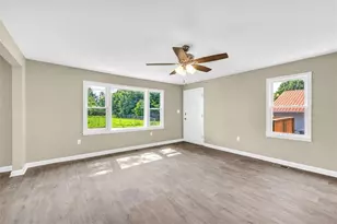 266 Randall St, Lavonia, GA 30553 - Photo 12